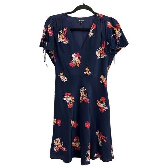 EUC Madewell 100% Silk fit & flare dress floral size 2 navy - Picture 1 of 9